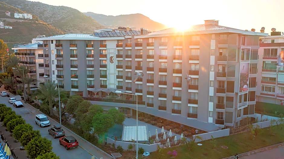 Kleopatra Dreams Beach Hotel