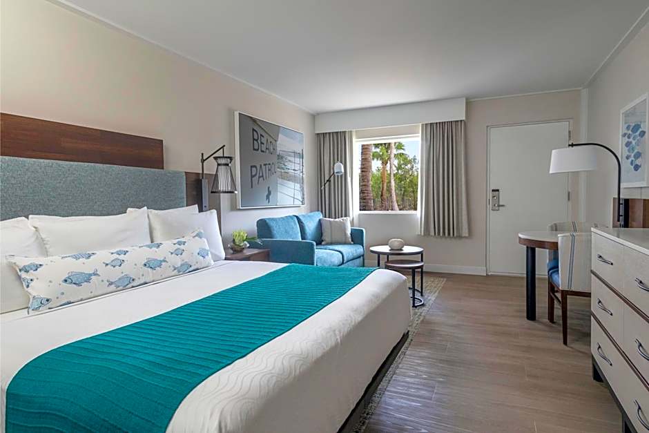 Photo 1 of 5 of Standard 1 King Bed