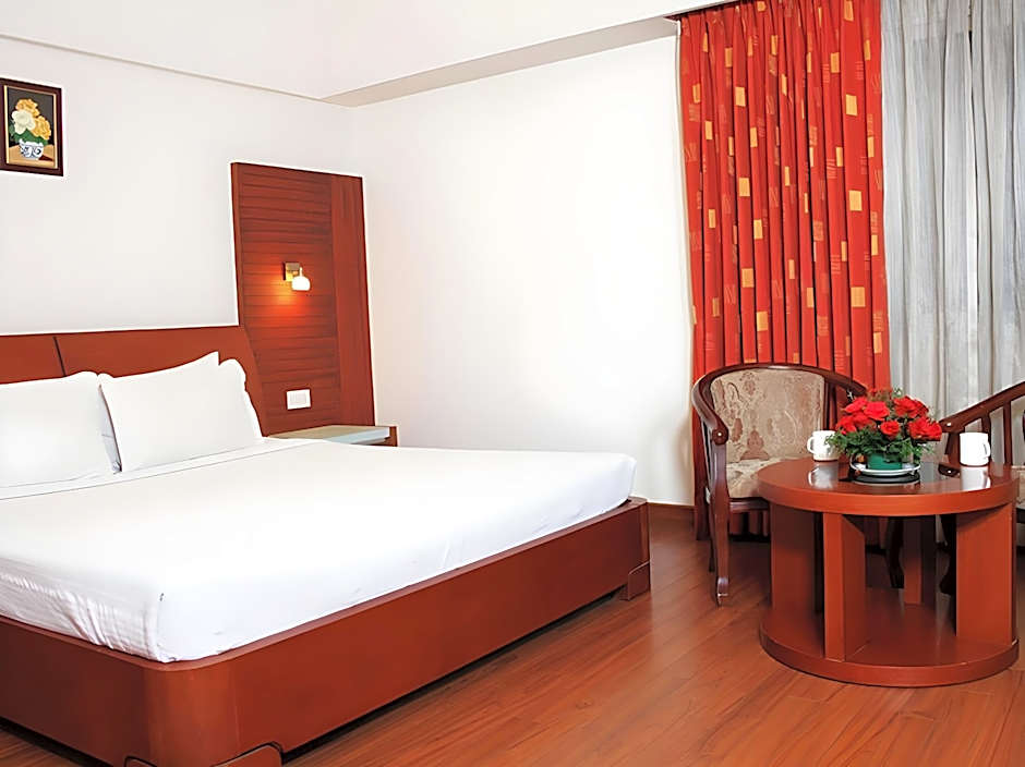 Parijatha Gateway Hotel