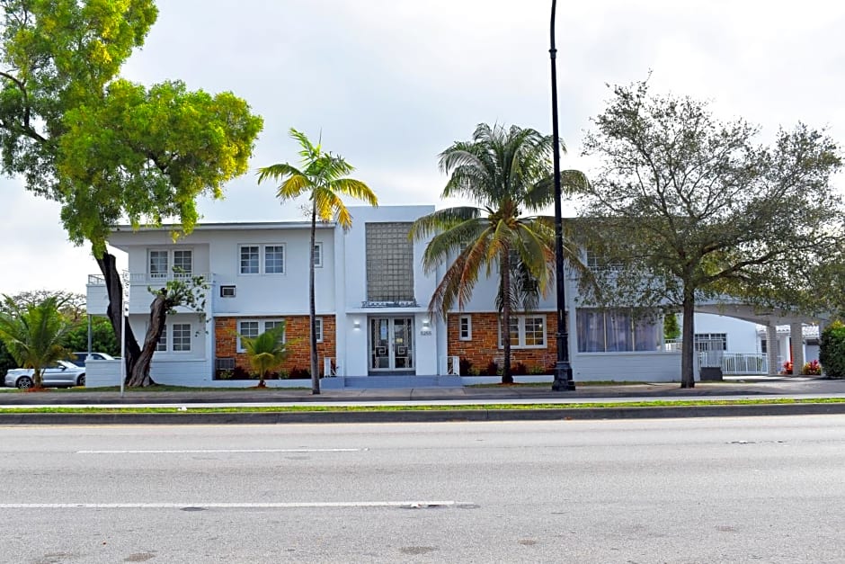 Travelodge by Wyndham Miami Biscayne Bay