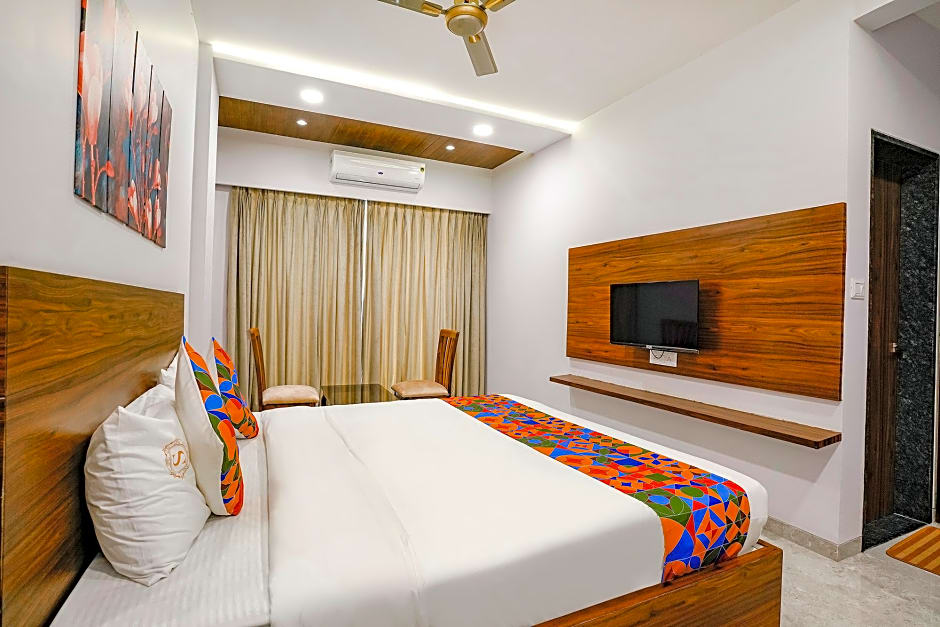 FabHotel Swaraj