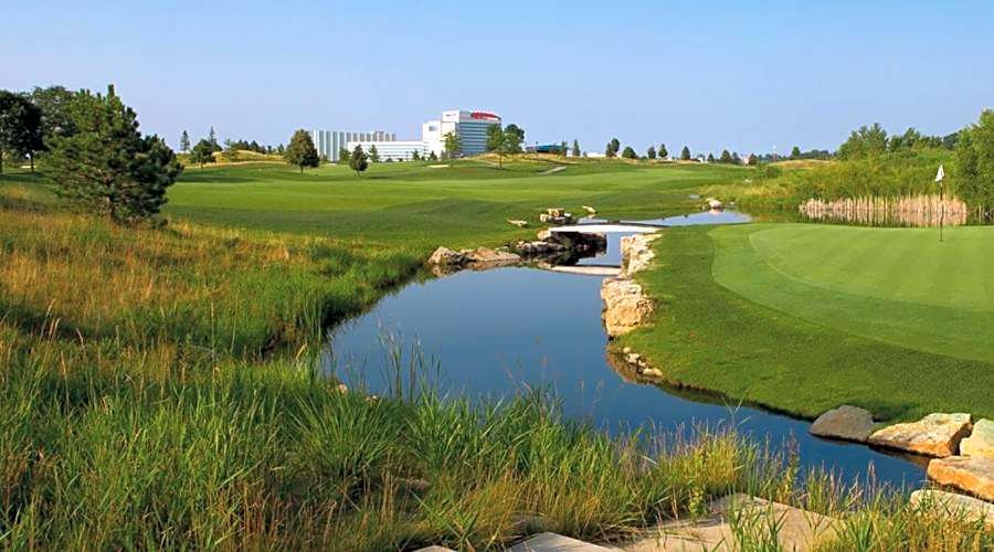 Mystic Lake Casino Hotel