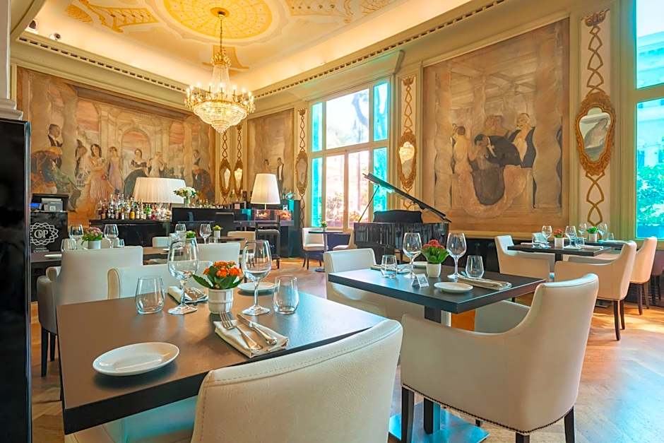Grand Hotel Palace Rome