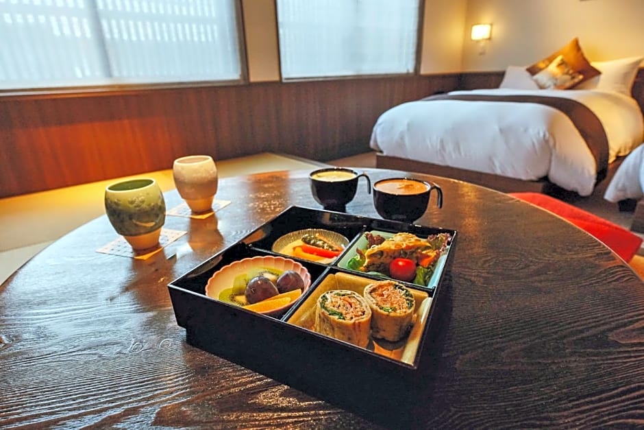 THE JUNEI HOTEL Kyoto Imperial Palace West