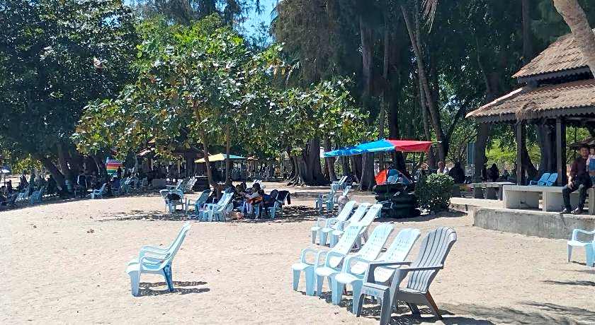 Teluk Batik Holiday Apartment