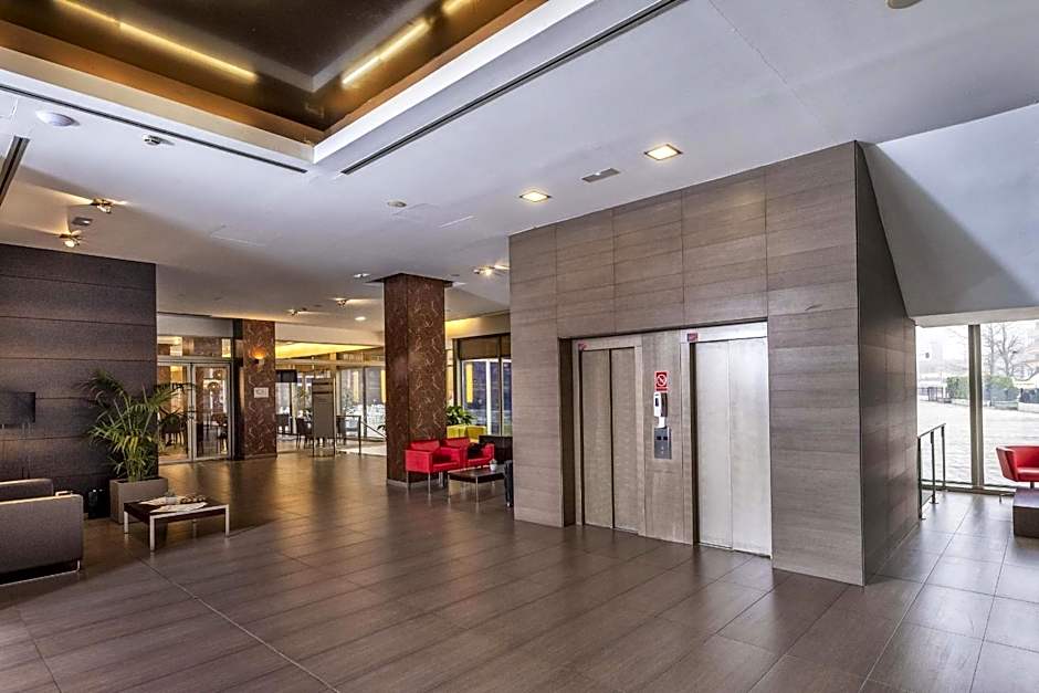 Globales Castillo de Ayud