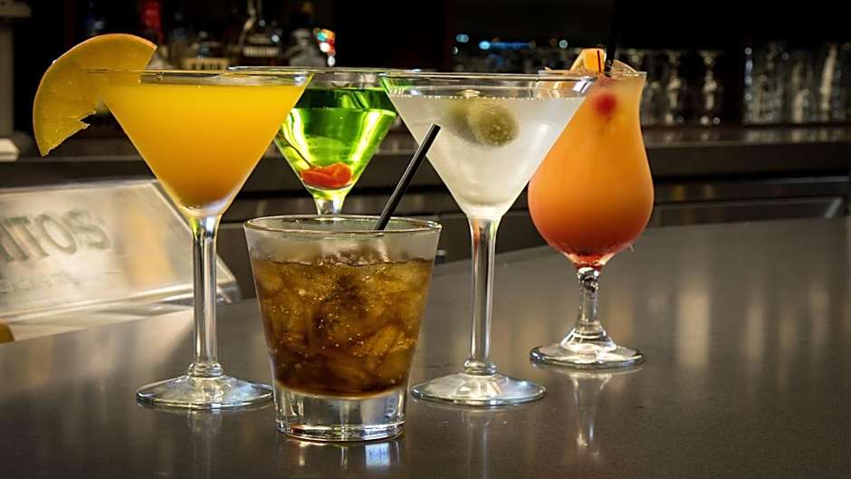 Holiday Inn Long Beach - Airport By IHG