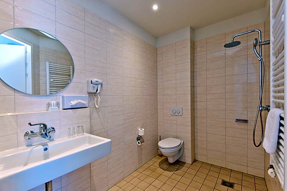 Ambassador City Centre Hotel