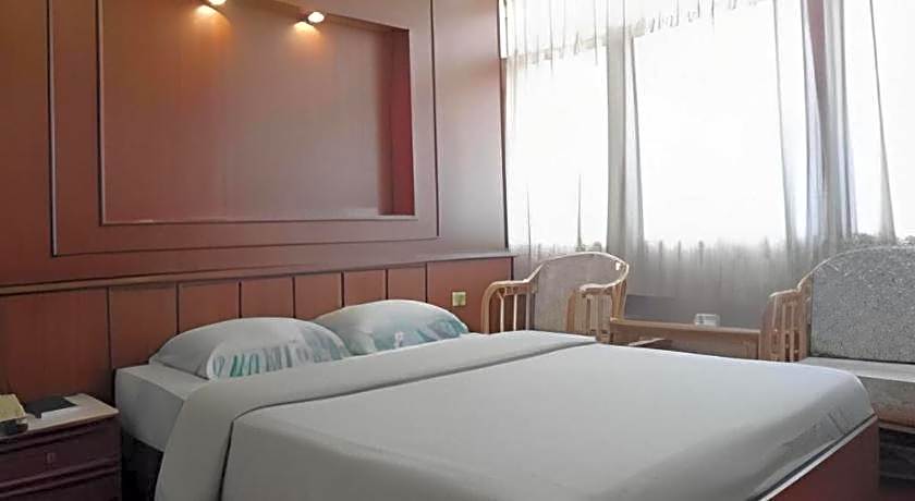 Ubon Hotel