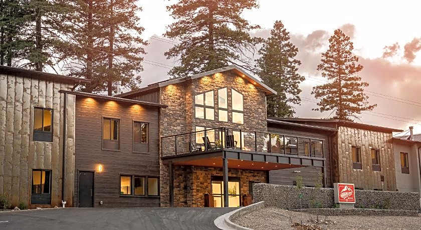 Grand Cloudcroft Hotel