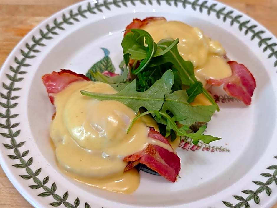 Anton Guest House Bed and Breakfast