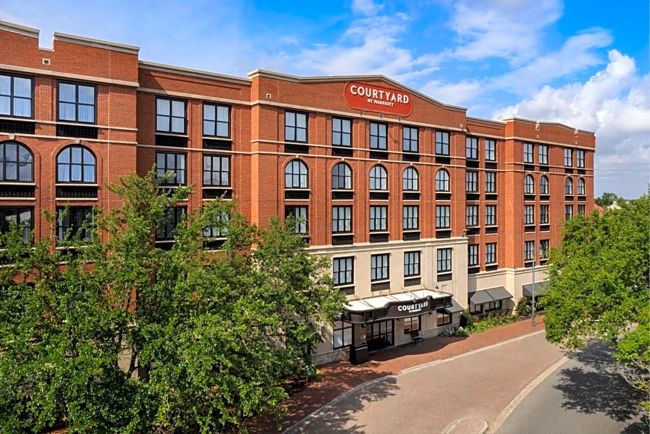 Courtyard by Marriott Savannah Downtown - Historic District