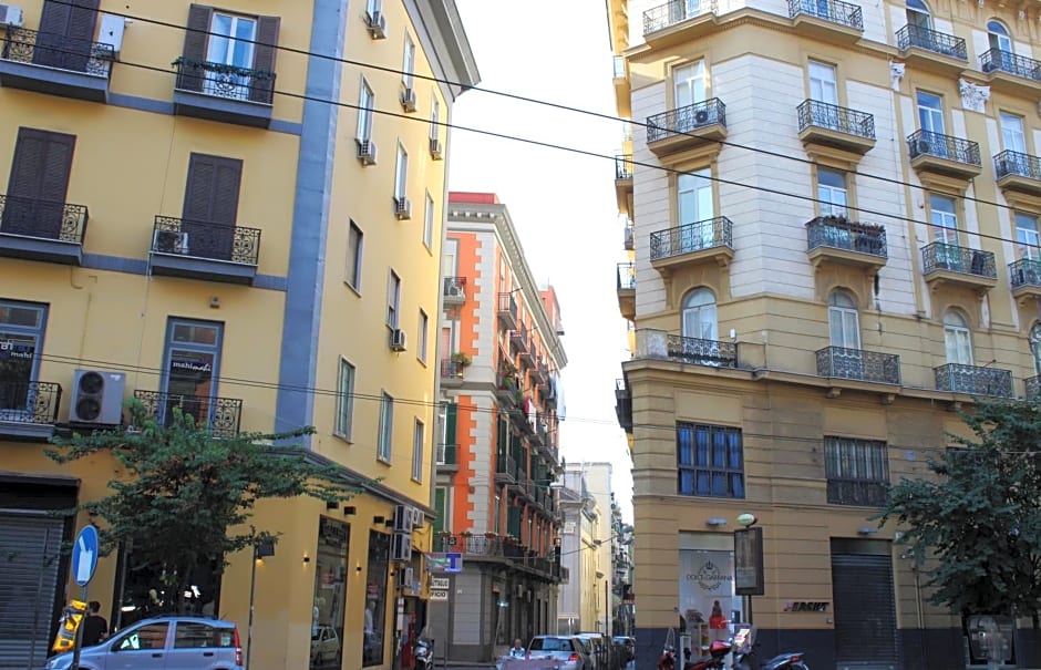 Residenza La Scala – Naples, CO