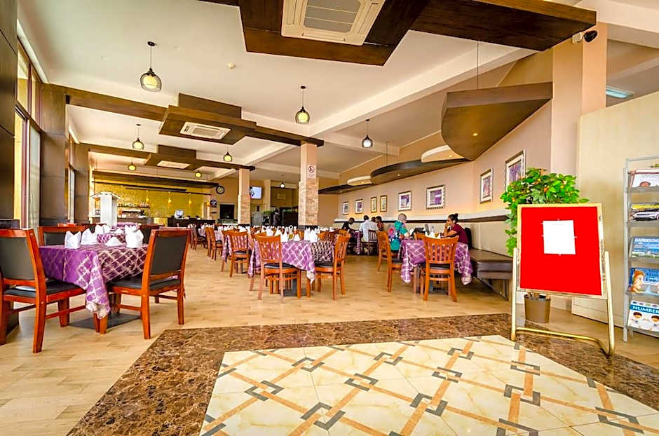 Hillside Plaza Hotel