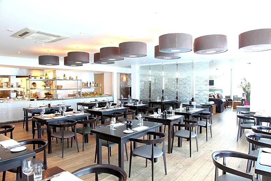 St Moritz Hotel and Cowshed Spa