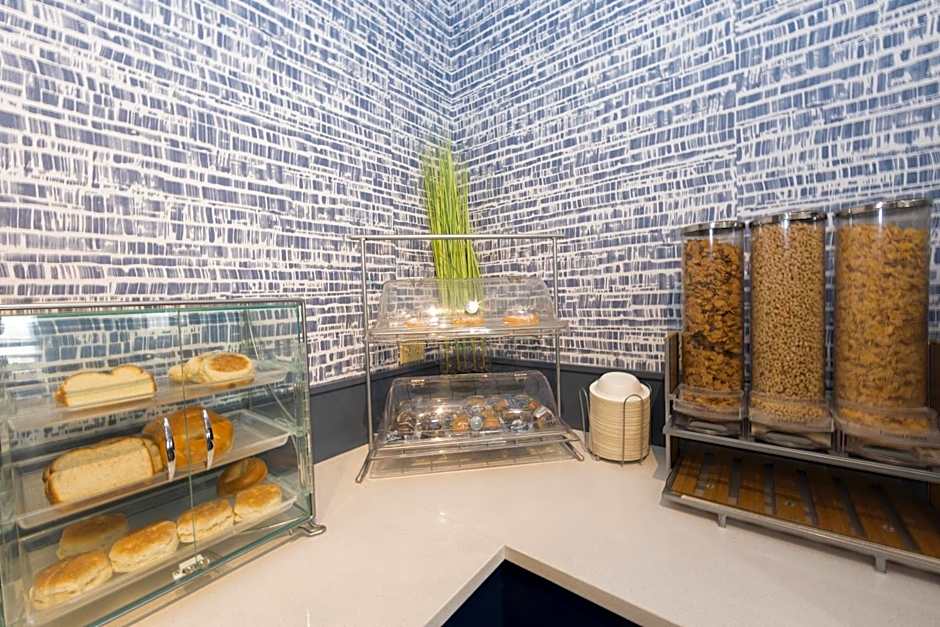 AmericInn by Wyndham Duluth