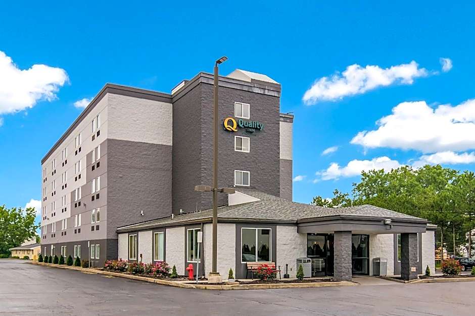 Quality Inn Rochester West