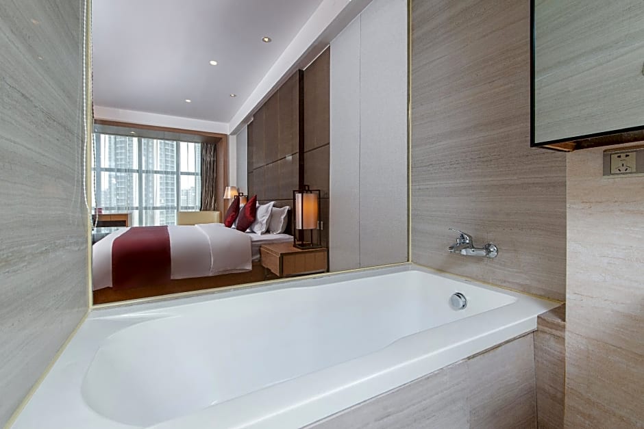 Ramada Plaza Shenzhen