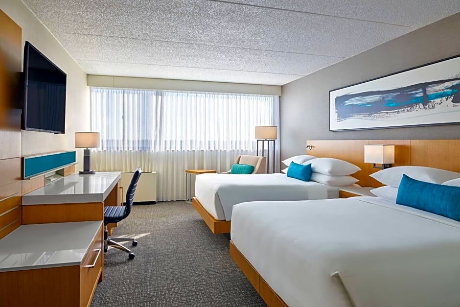 Delta Hotels by Marriott Muskegon Convention Center