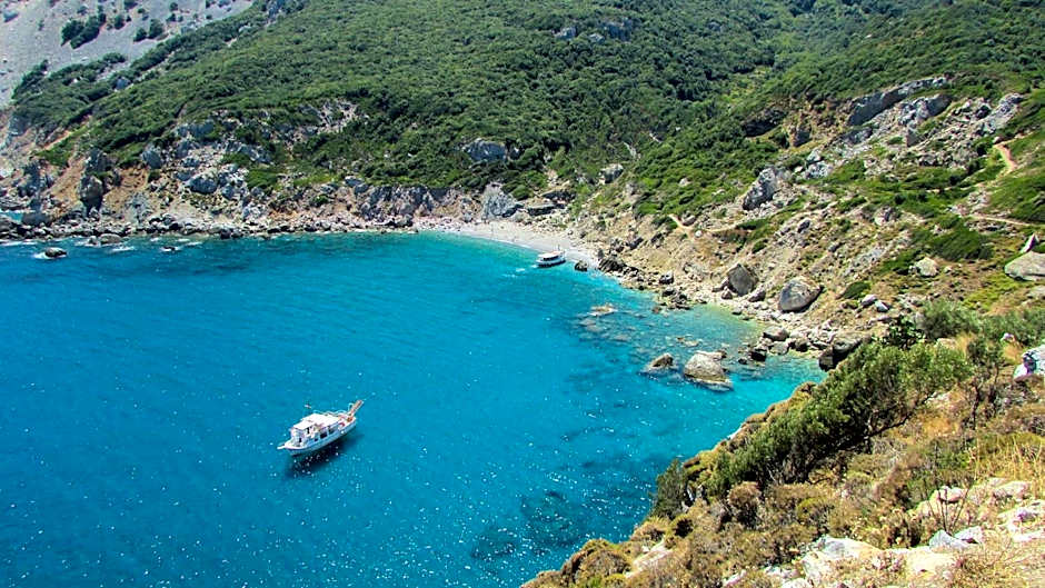 Skiathos Luxury Villa 2 Bedroom Villa Dyo Vromolimnos