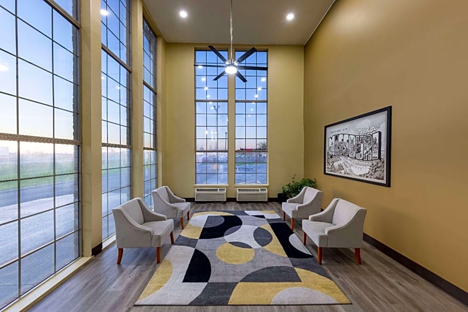 Super 8 by Wyndham Nixa/Springfield Area