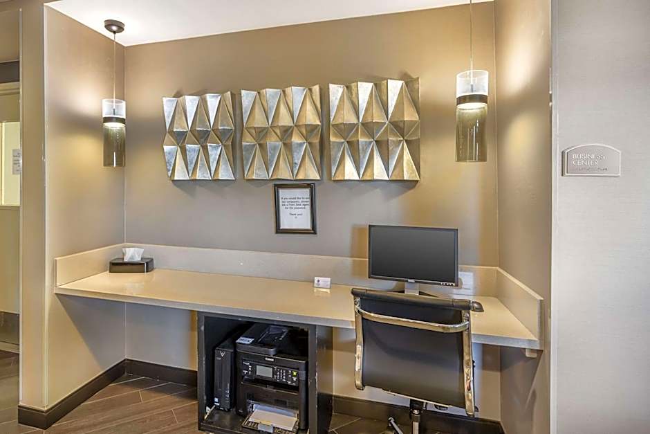 Best Western Plus North Las Vegas Inn & Suites