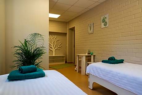 Twin Room with Private Bathroom