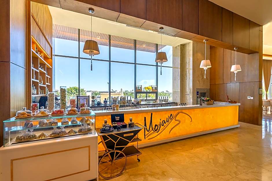 Wyndham Grand KN Paradise Cam Ranh