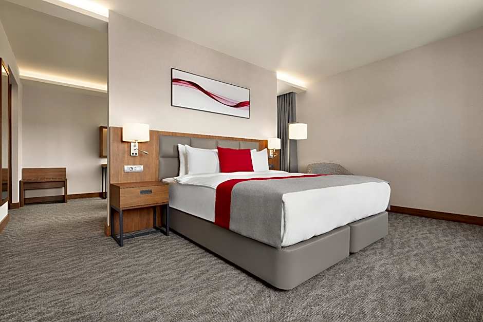 Ramada by Wyndham Izmir Aliaga