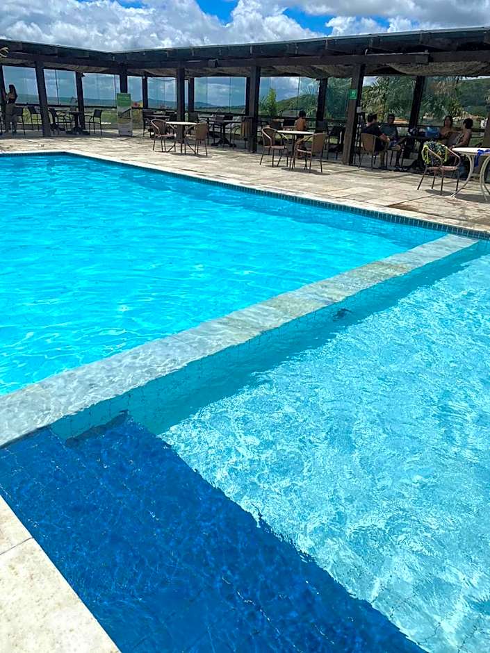 Flat no Condomínio Monte Castelo em Gravatá