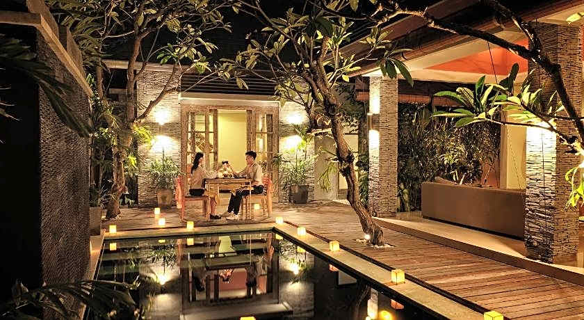The Wolas Villas