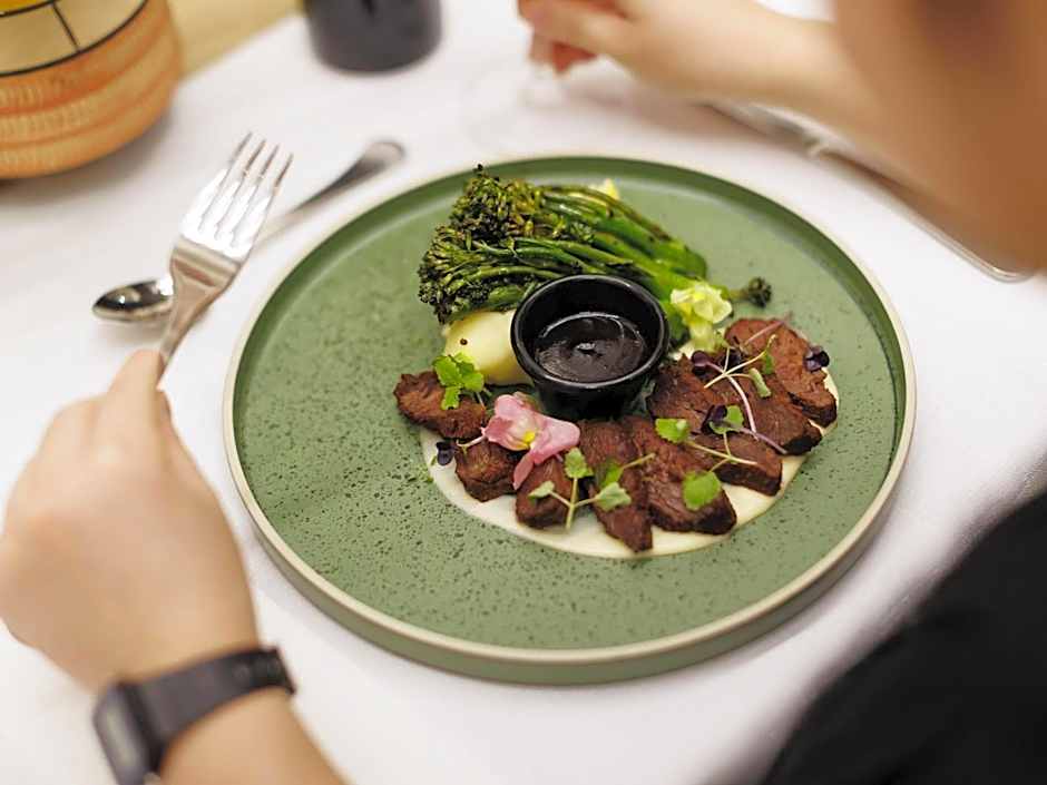 Mercure Kakadu Crocodile Hotel