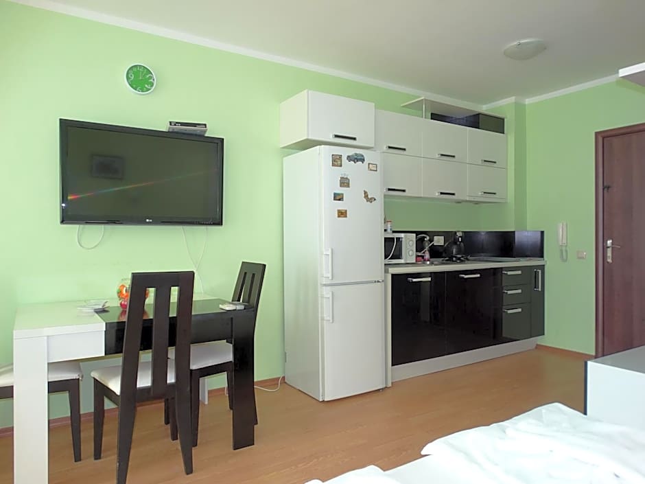 Chateau del Marina Apart Complex