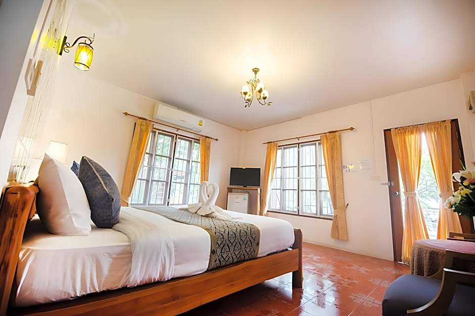 Pong Phen Guesthouse