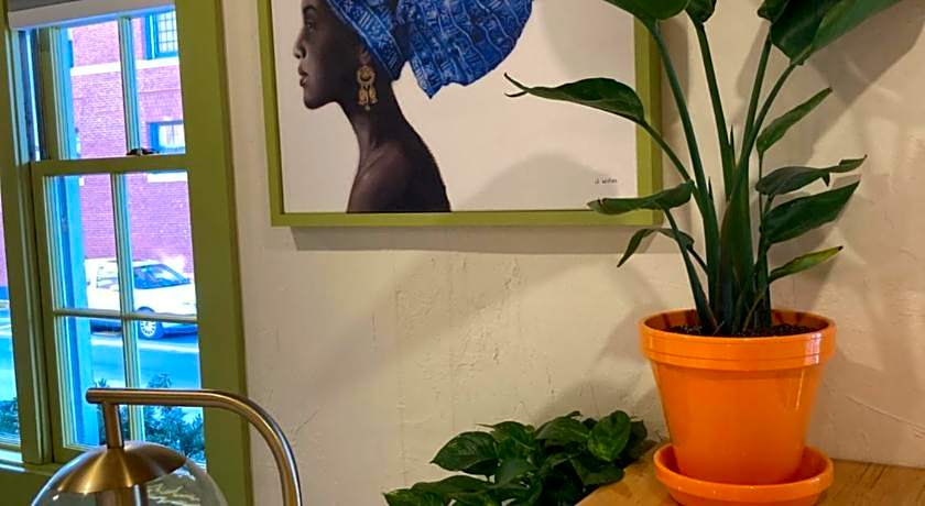 Downtown Camden Hotel