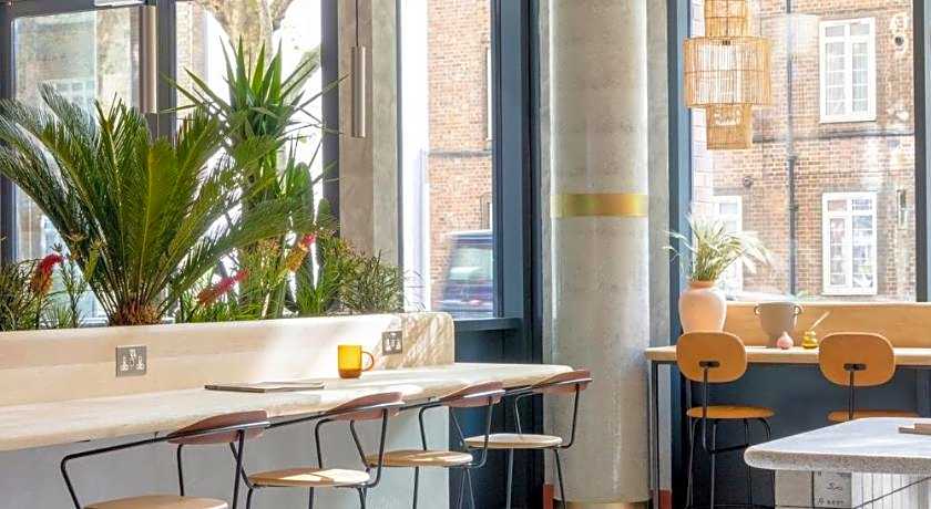 Bermonds Locke, Tower Bridge 