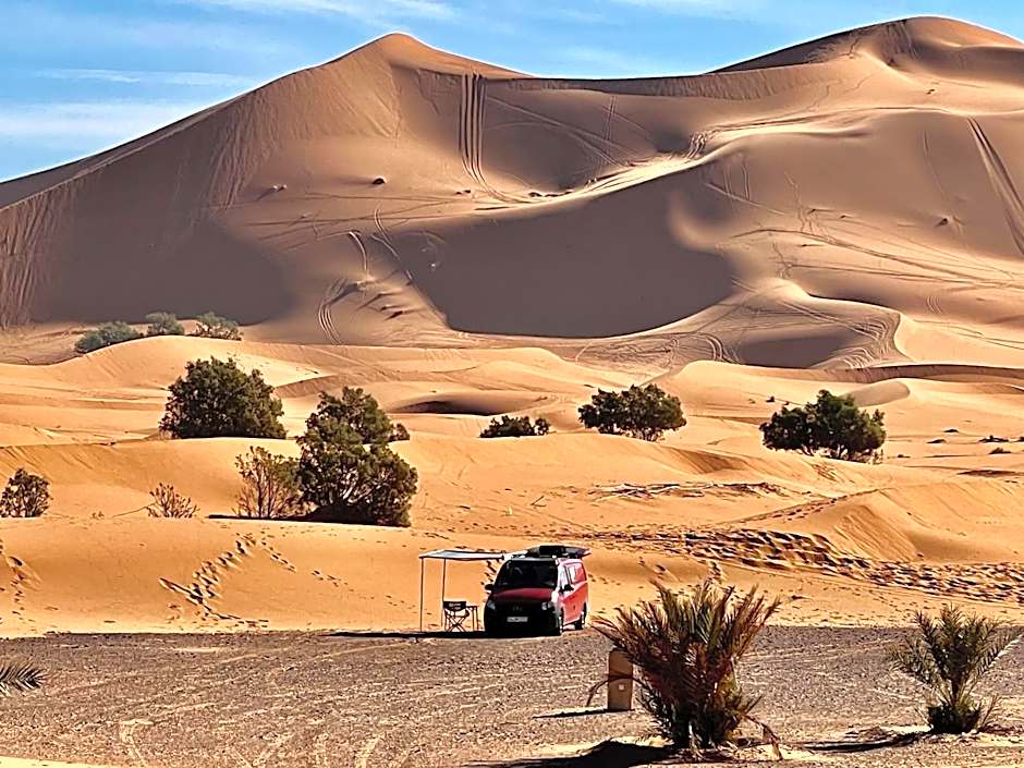 Hotel Camping Les Roses Des Dunes & Piscine