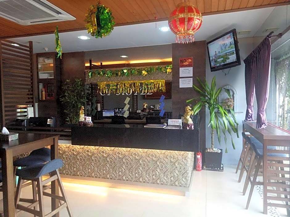 Ct Hotel