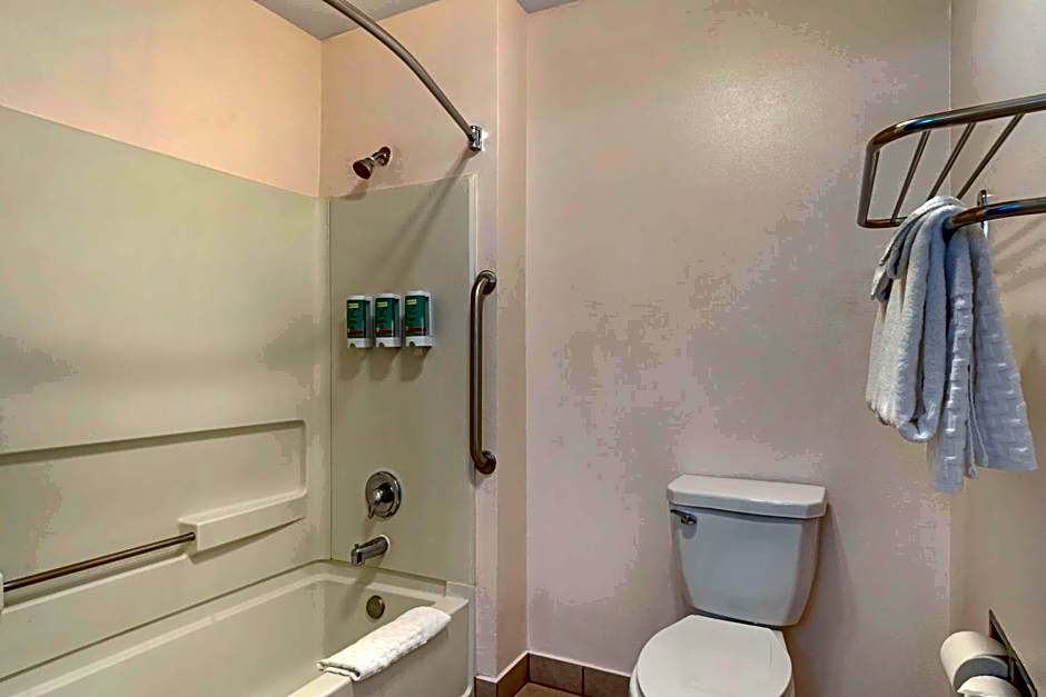 Best Western Salinas Monterey Hotel