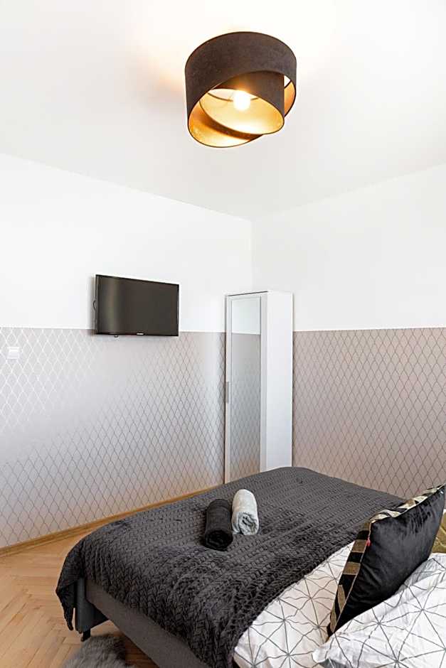 ClickTheFlat Conrada Apart Rooms