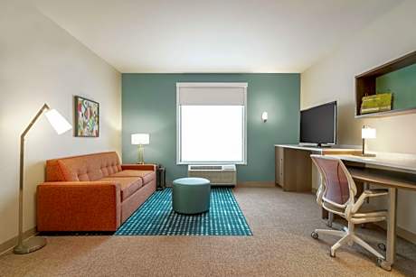 One-Bedroom King Suite - Non-Smoking