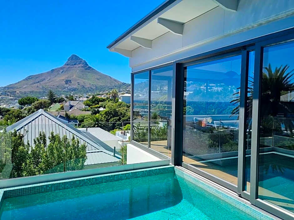 Amara 2 -Designer Penthouse with Solar Power