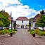 Platinum Adisucipto Yogyakarta Hotel & Conference Center