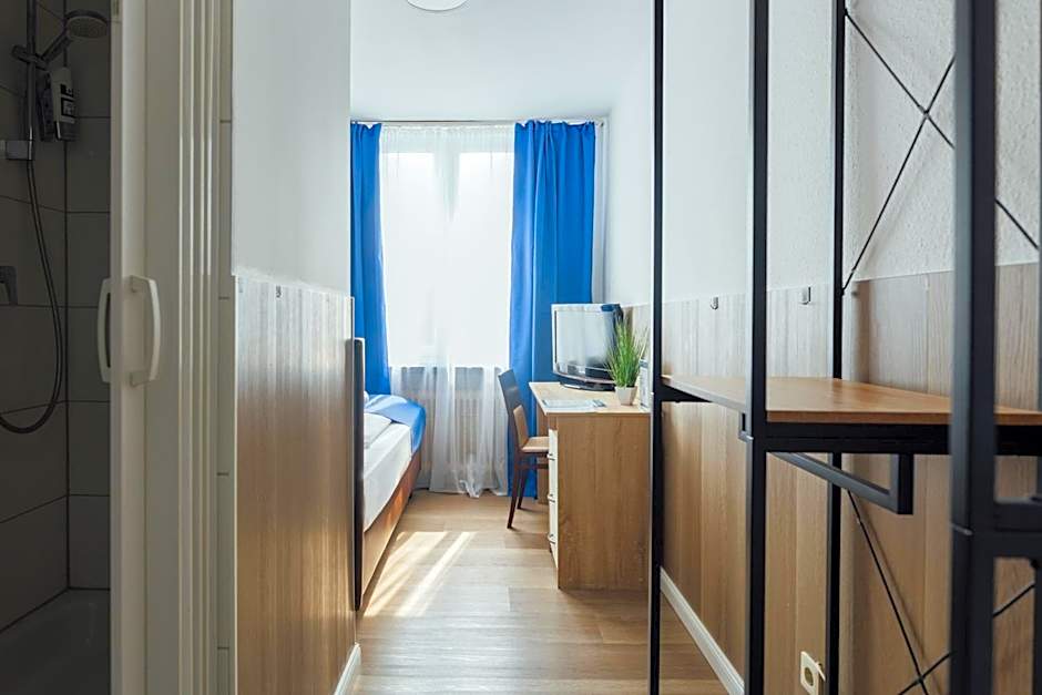 Hotel Hanseat Hamburg - Free Parking