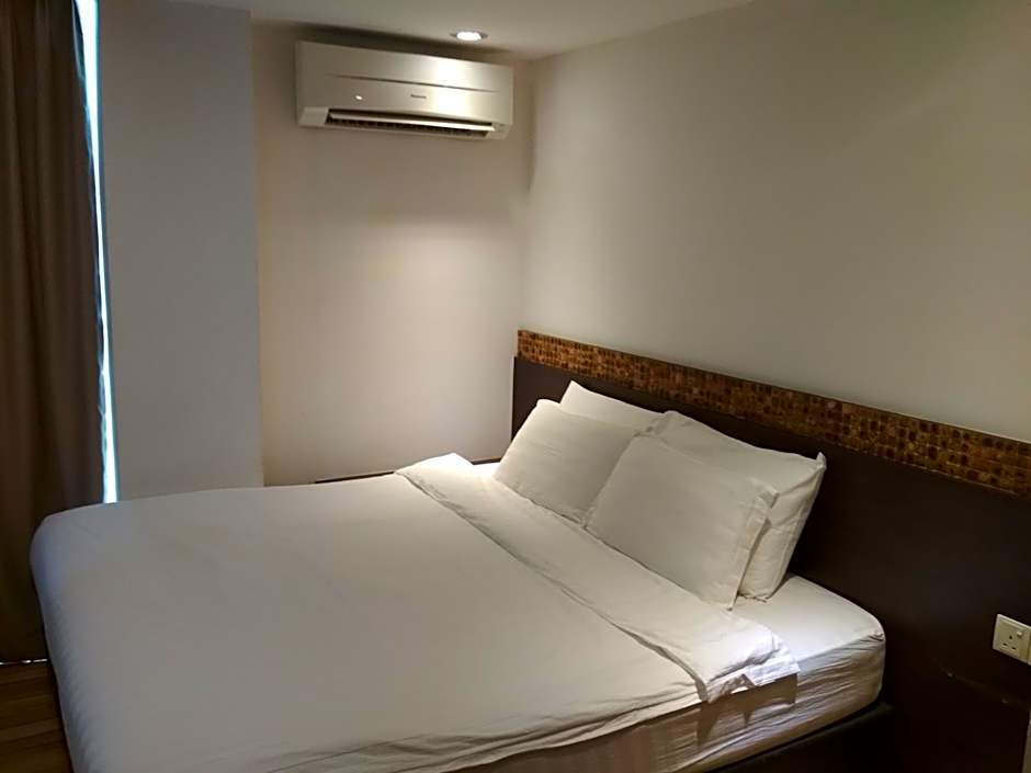 Classy Studio Apartment (KBCP)