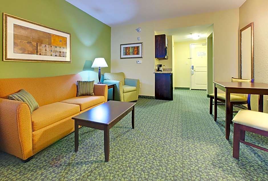 Holiday Inn Express & Suites Covington By IHG