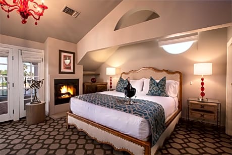 Superior Lake View Room