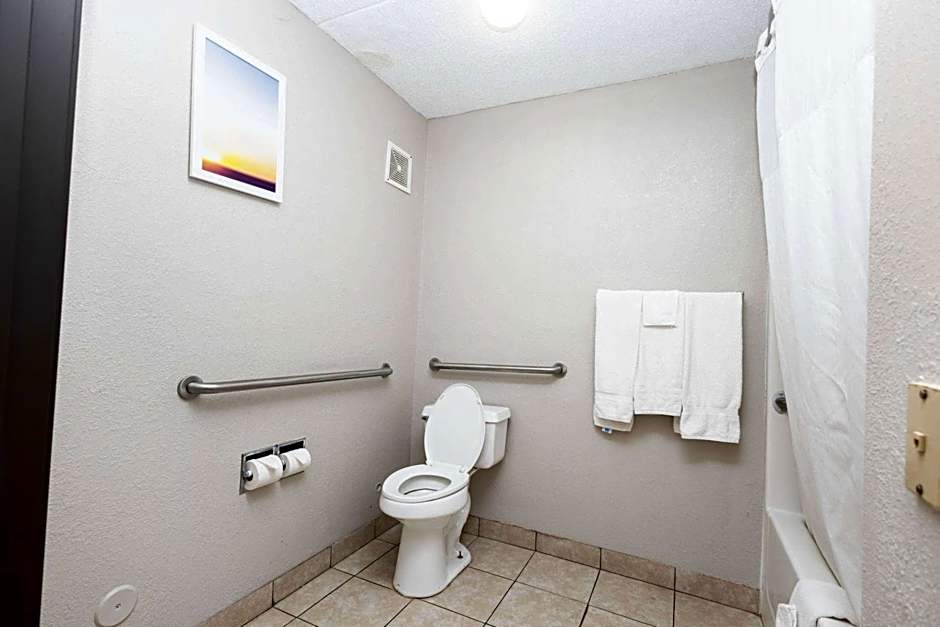 Days Inn by Wyndham Dayton Huber Heights Northeast