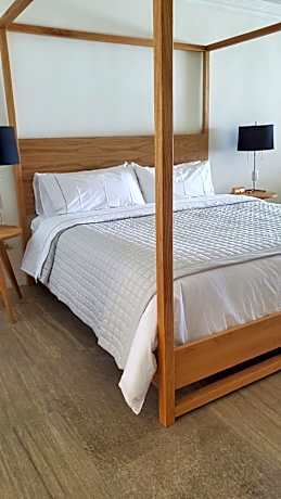 Deluxe Junior Suite