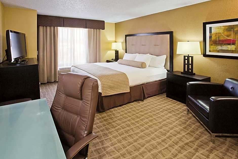 La Quinta Inn & Suites by Wyndham Hot Springs